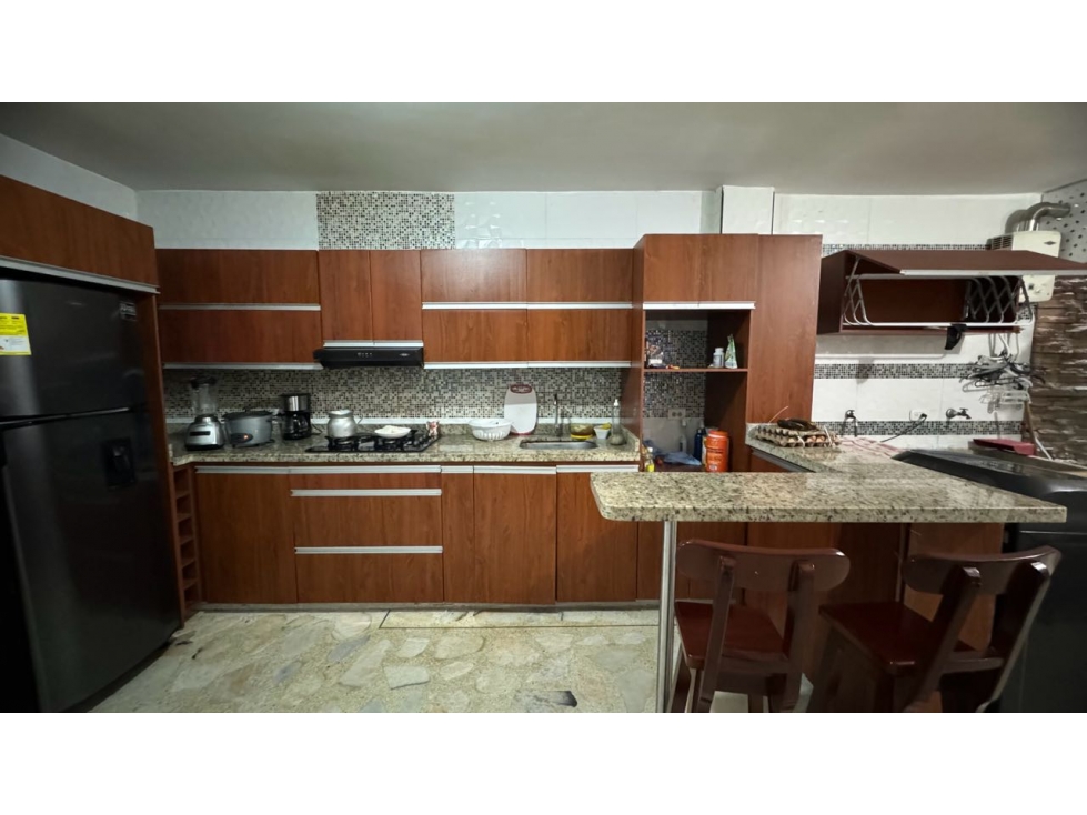 Edificio con apartamentos más local en venta Barrio Santa Rita Palmira - 5