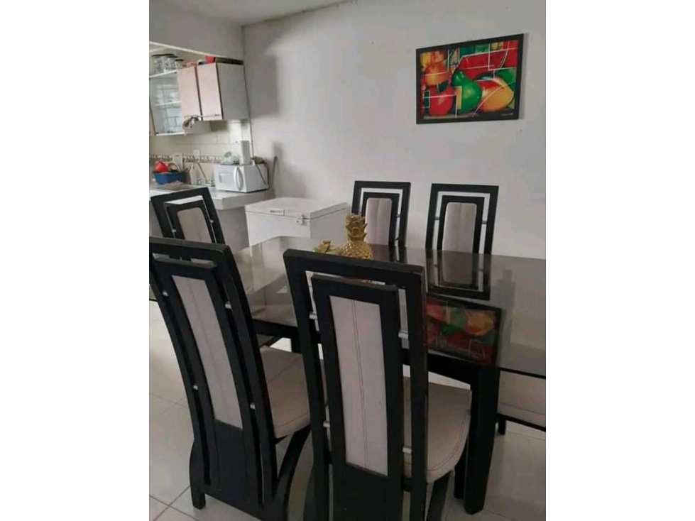 Casa con 2 apartamentos y local cerca al centro histórico Santa Marta — foto 4