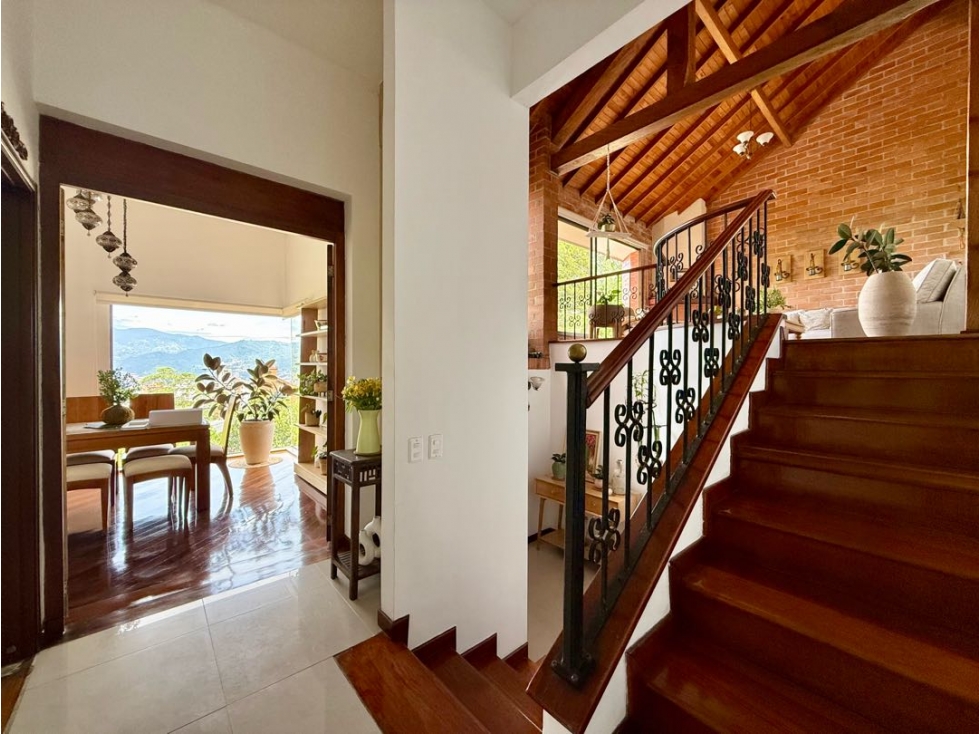 CASA CON CANCHA DE FUTBOL - POBLADO - LOS BALSOS — foto 4