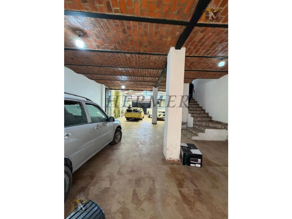 Casa con cochera para 6 vehículos en Rancho la Cruz - 4