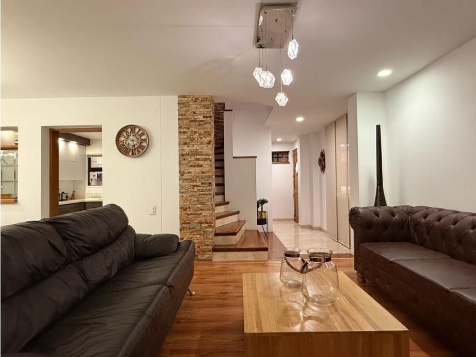 Casa con excelente precio y ubicación inmejorable en el Tesoro — foto 6