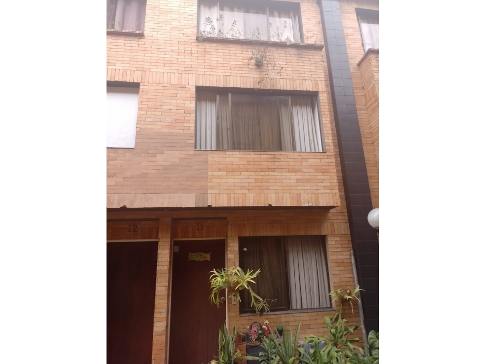 Casa con garaje en venta - Cali, Valle del cauca — foto 2