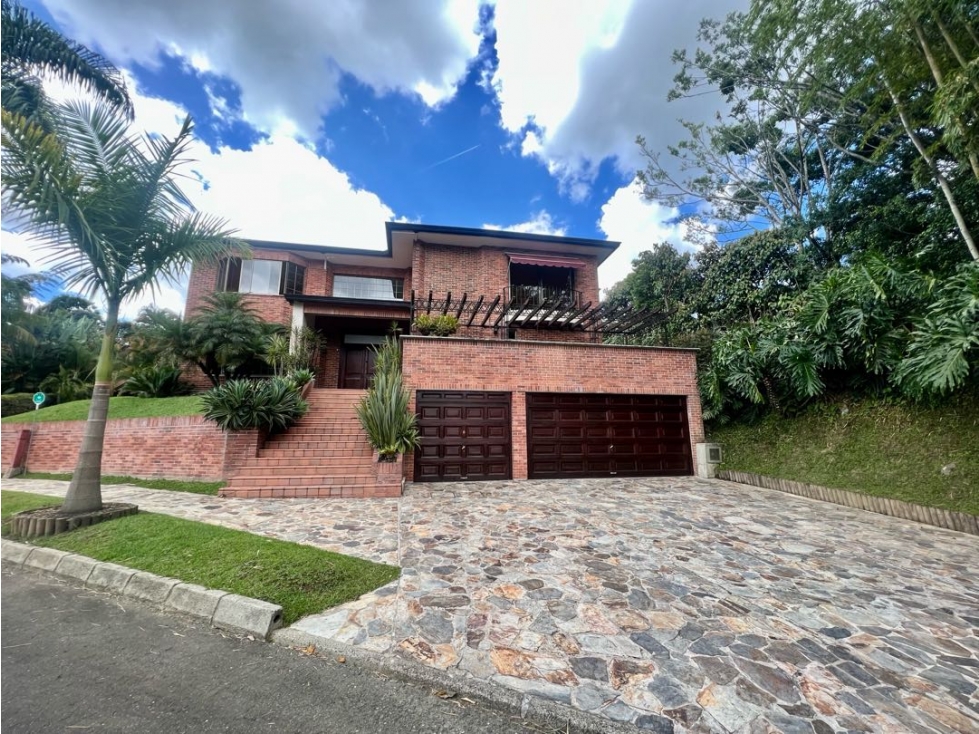 Casa con gran jardín en unidad exclusiva! San lucas. — foto 2