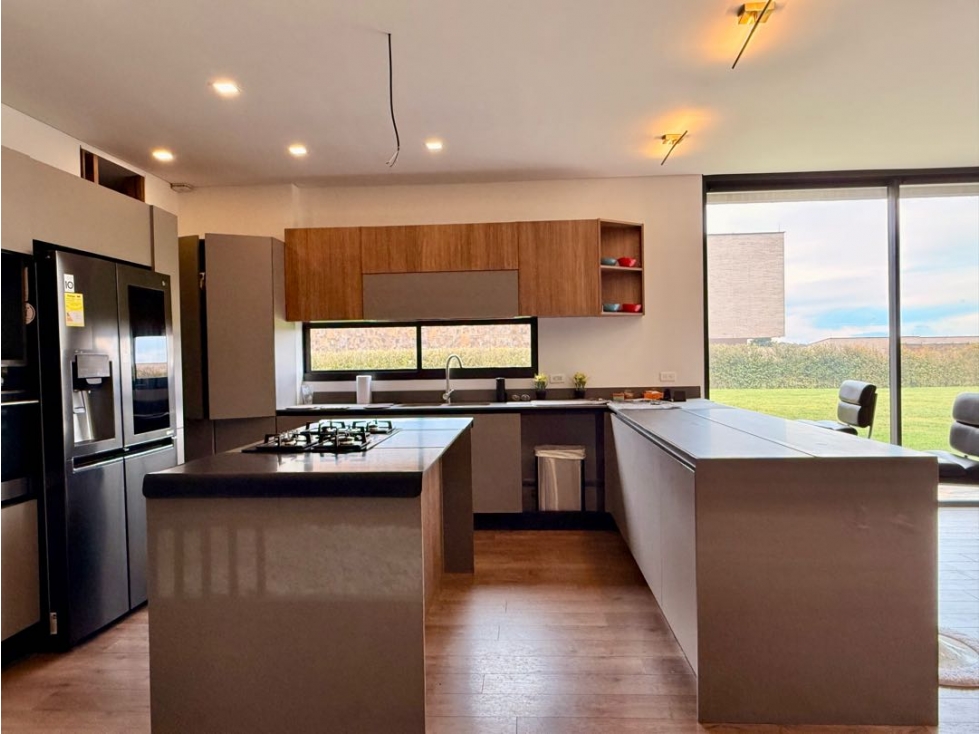 Casa con gran lote en el Alto de las Palmas! — foto 3