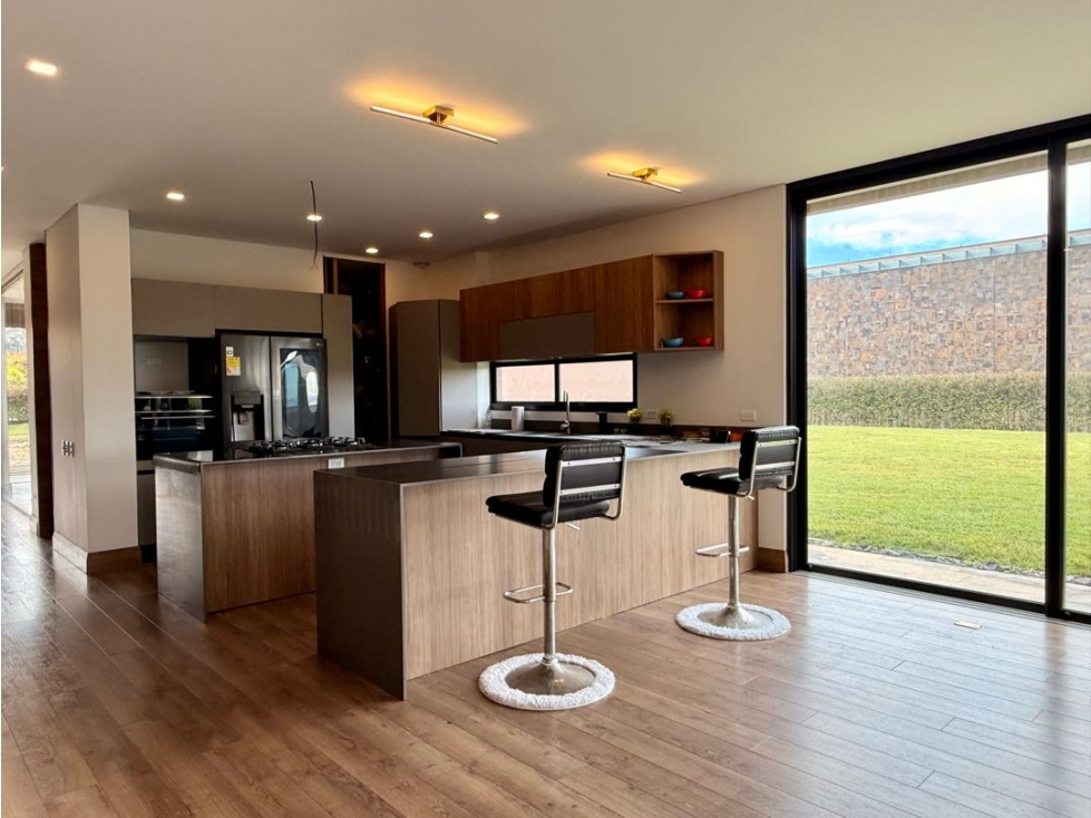Casa con gran lote en el Alto de las Palmas! — foto 4