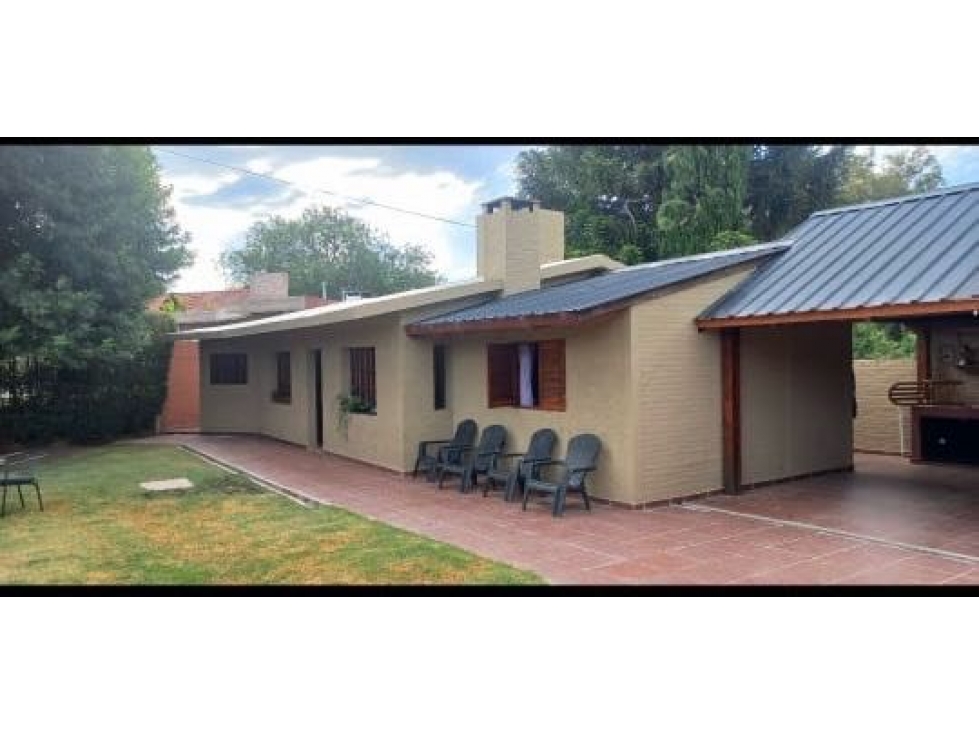 Casa en venta en villa carlos Paz con gran terreno - 3