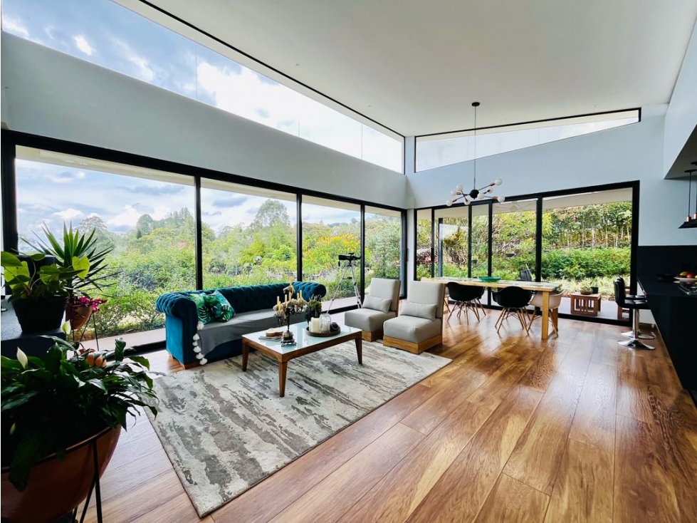 Casa para la venta en parcelación en la Ceja