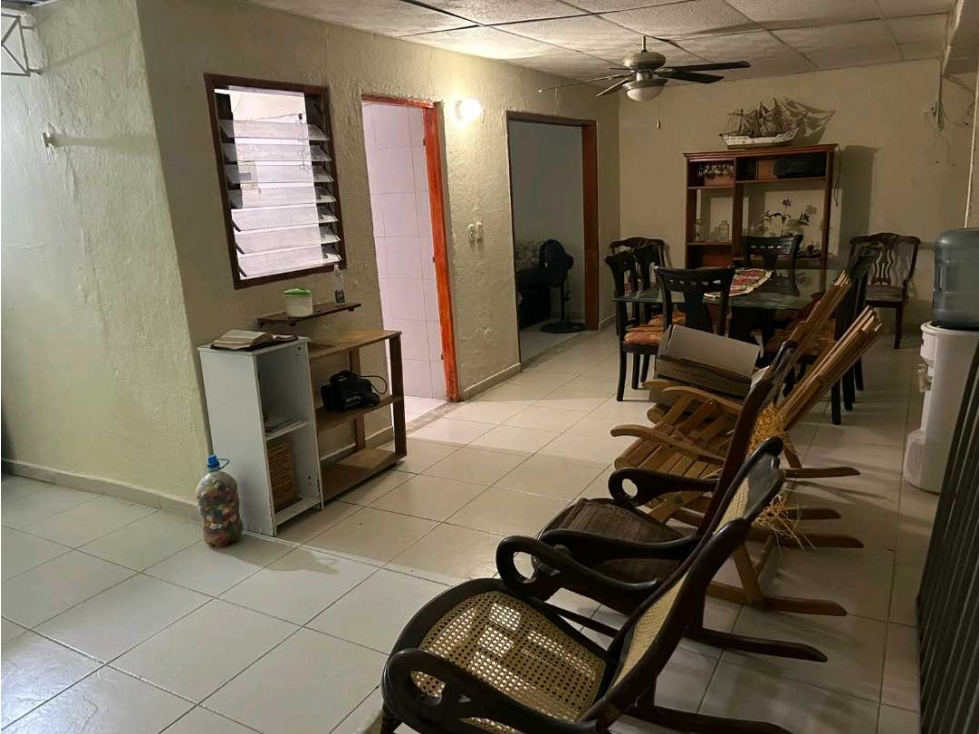Casa con patio en sector céntrico en Santa Marta Colombia — foto 4