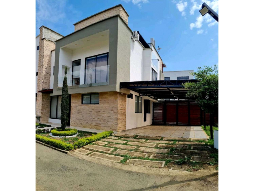 Oferta! Super precio !! Casa con piscina -zona Alfaguara-Jamu — foto 3