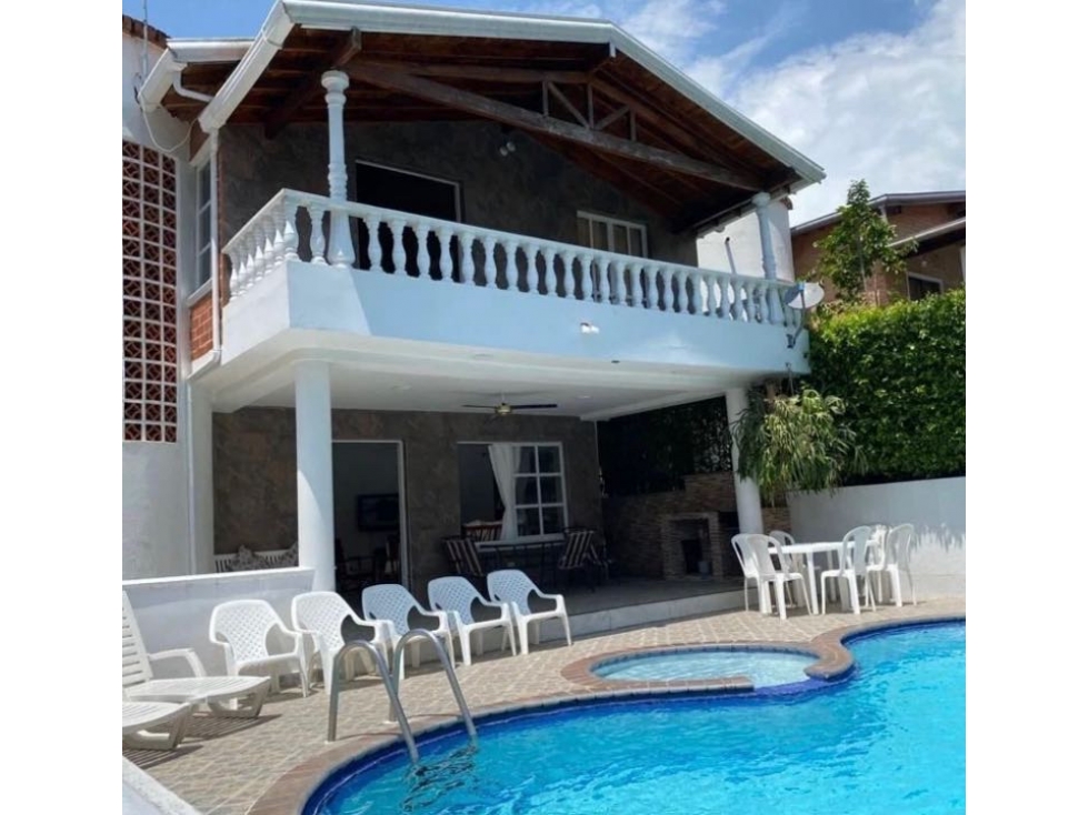 Casa con piscina San Jeronimo amoblada 850 millones — foto 2