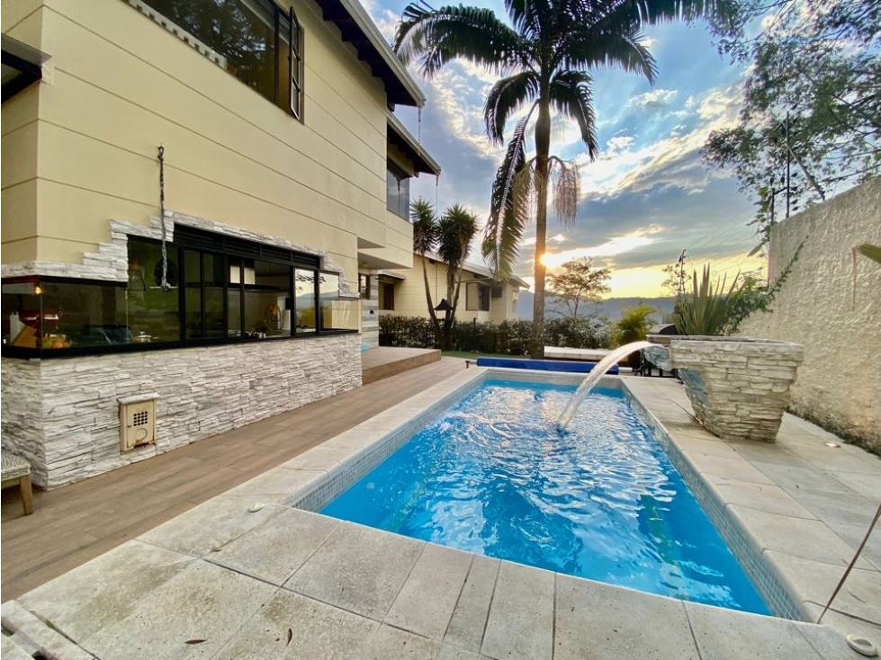 Casa en Arriendo Amoblada en Medellín El Poblado Balsos — foto 2