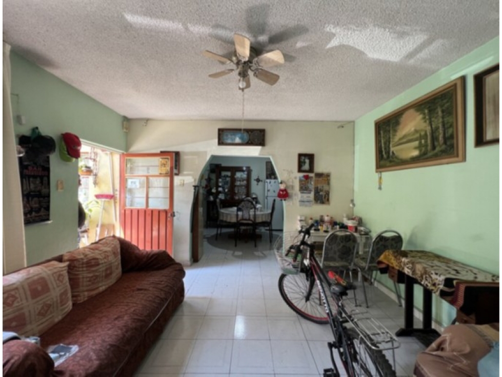Casa con Posesión Inmediata en Valle de San Lorenzo, Iztapalapa — foto 2