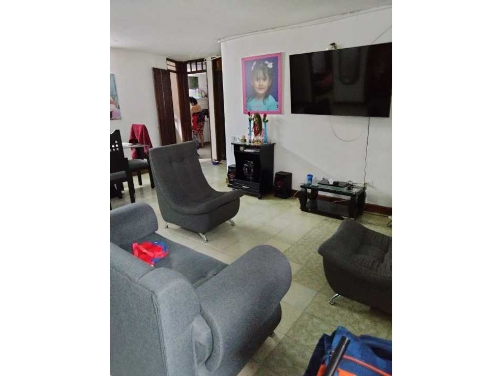 Casa con renta en el barrio granada