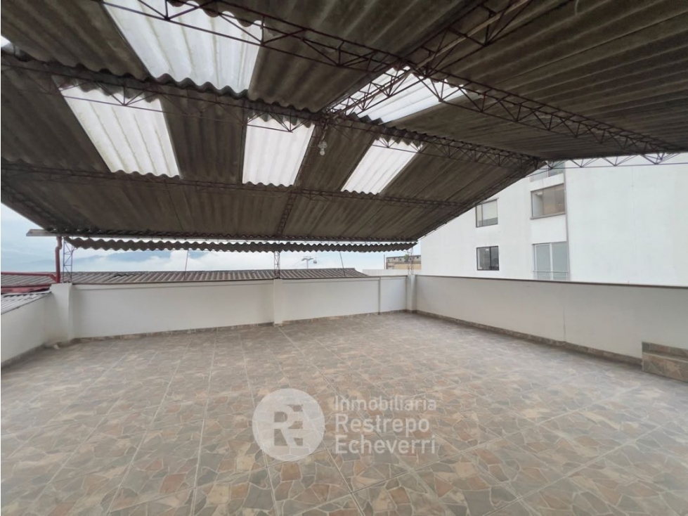 Casa con renta en venta, barrio Linares, Manizales — foto 2