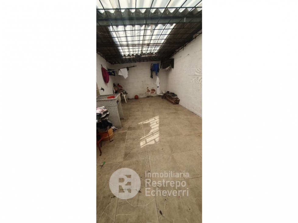 Casa con rentas en venta, barrio Aranjuez, Manizales — foto 4