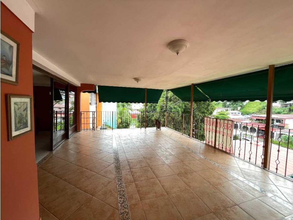 Casa con terraza de 37m2 en Villa de Las Fuentes 1 - Betania (PD) — foto 2