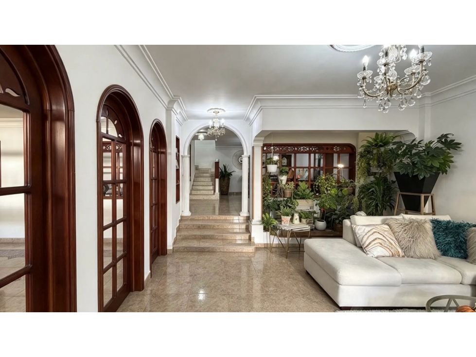 Casa con terraza en venta | Las Mercedes - Palmira