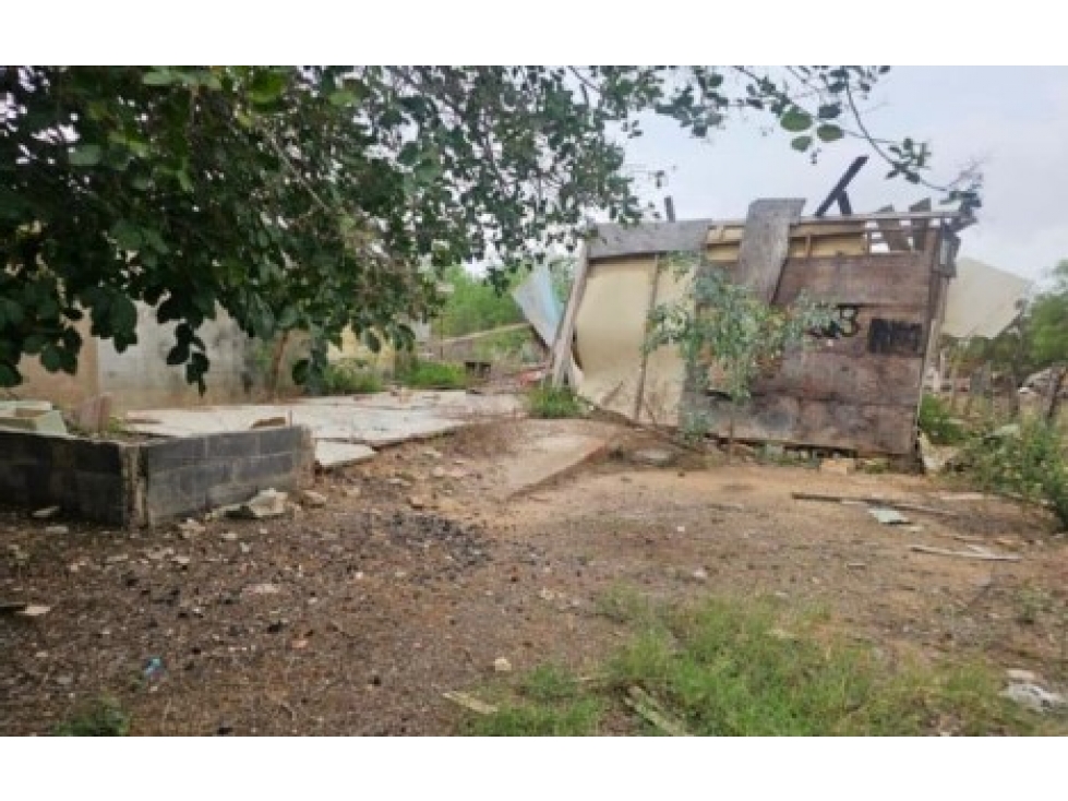 Casa con terreno amplio y posesión inmediata en Nuevo Laredo — foto 2