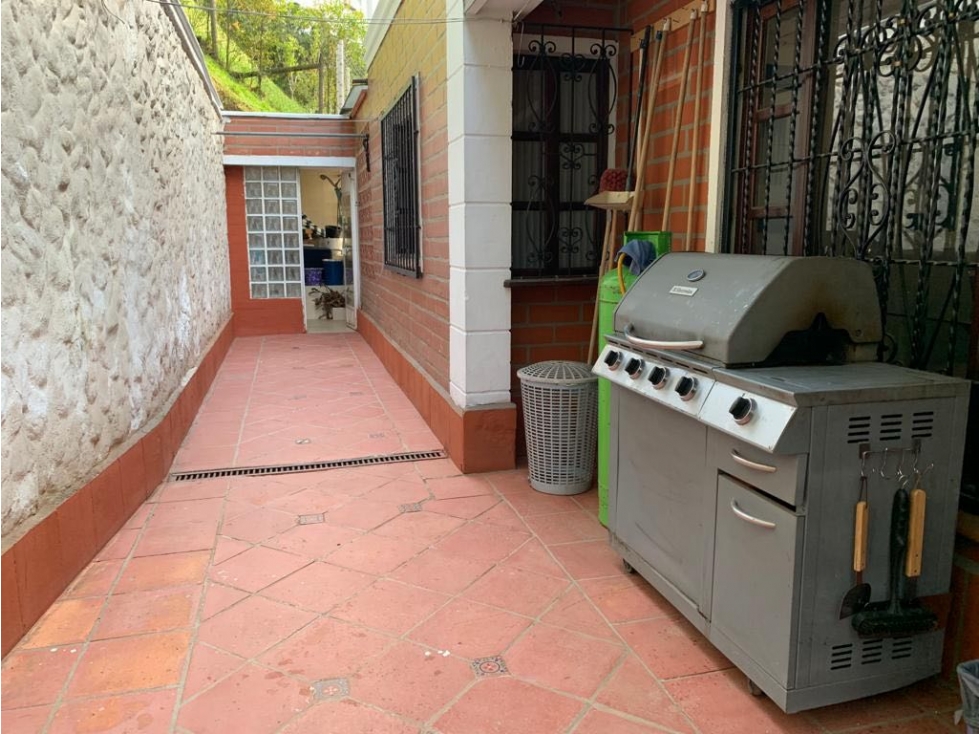 Casa con Terreno, jacuzzi y turco / Sabaneta — foto 5