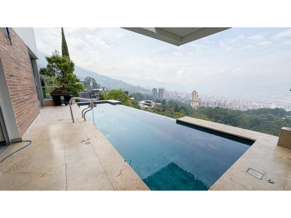 Casa con vista a la ciudad en las Palmas