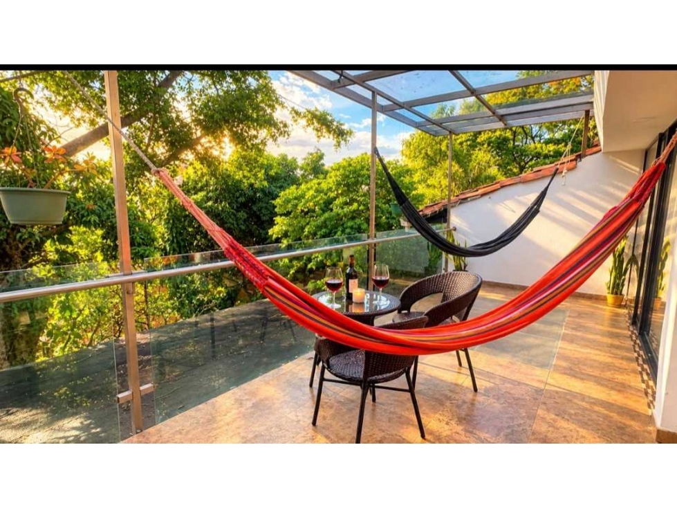 CASA CON APARTAESTUDIO ZONA HUMEDA INTERNA POR EL TESORO CON COLEGA — foto 4