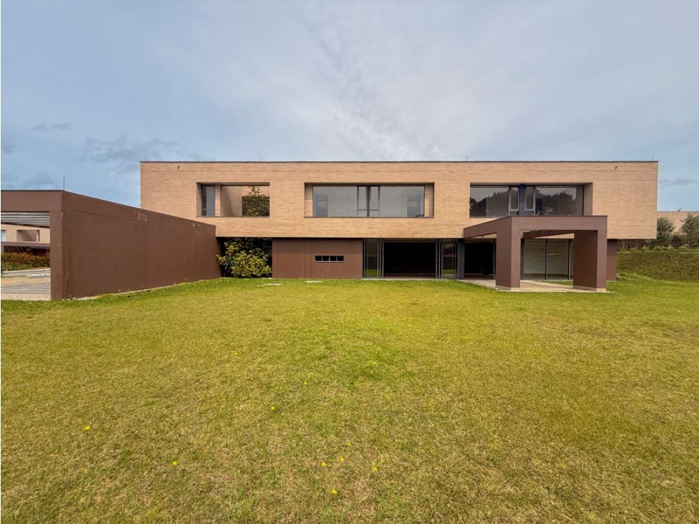 Casa Contemporánea en Venta | Alto de Las Palmas | Lote 1.670 m² — foto 3