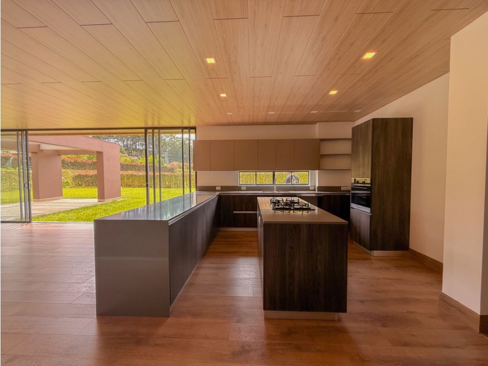 Casa Contemporánea en Venta | Alto de Las Palmas | Lote 1.670 m² — foto 6