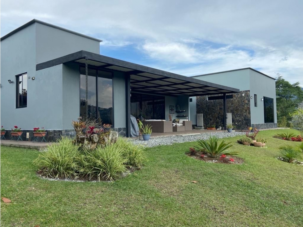 Casa Campestre en Urbanización cerrada vía La Ceja - Rionegro — foto 2