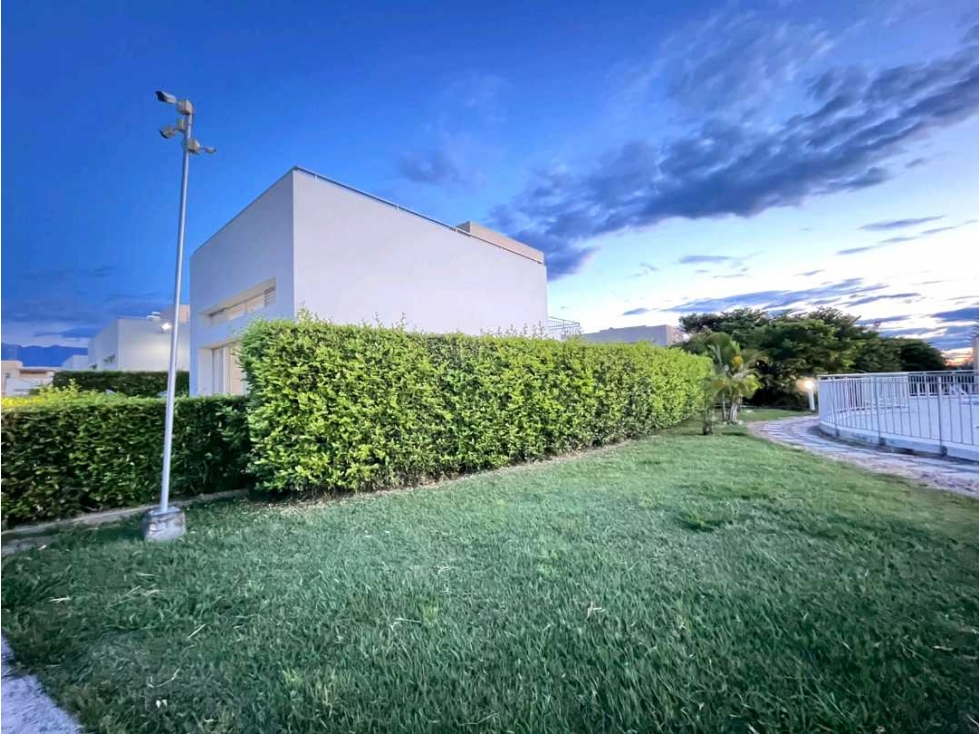 Casa de 171 M2 en 680 mill en #lamesacundinamarca en conjunto — foto 3
