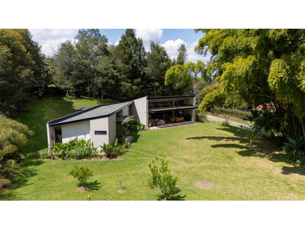 Casa de 1 Piso con lote plano en Vereda Quirama el Carmen del Viboral