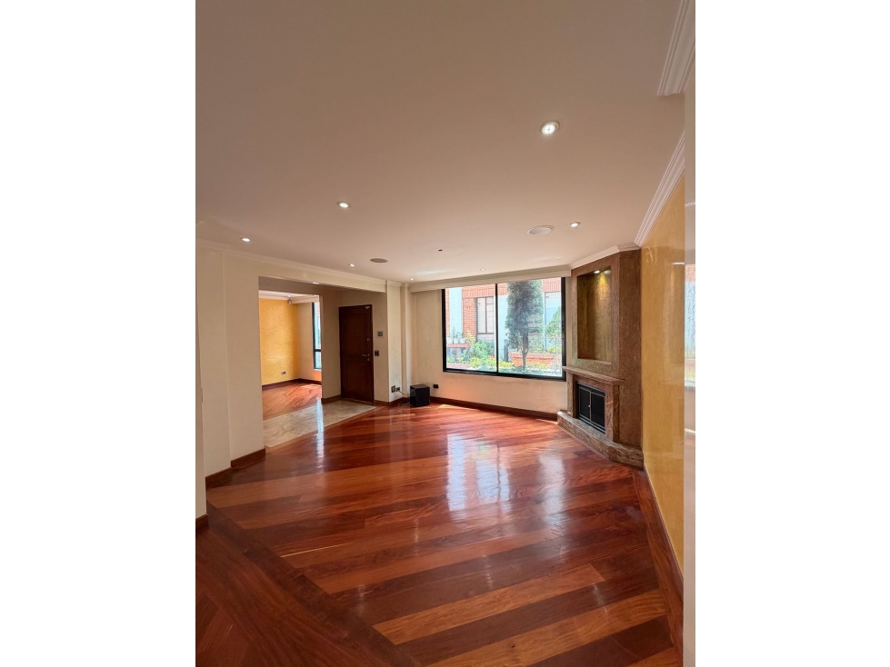 Casa para remodelar de 255 mts Club House en Alameda, Lisboa, Bogotá