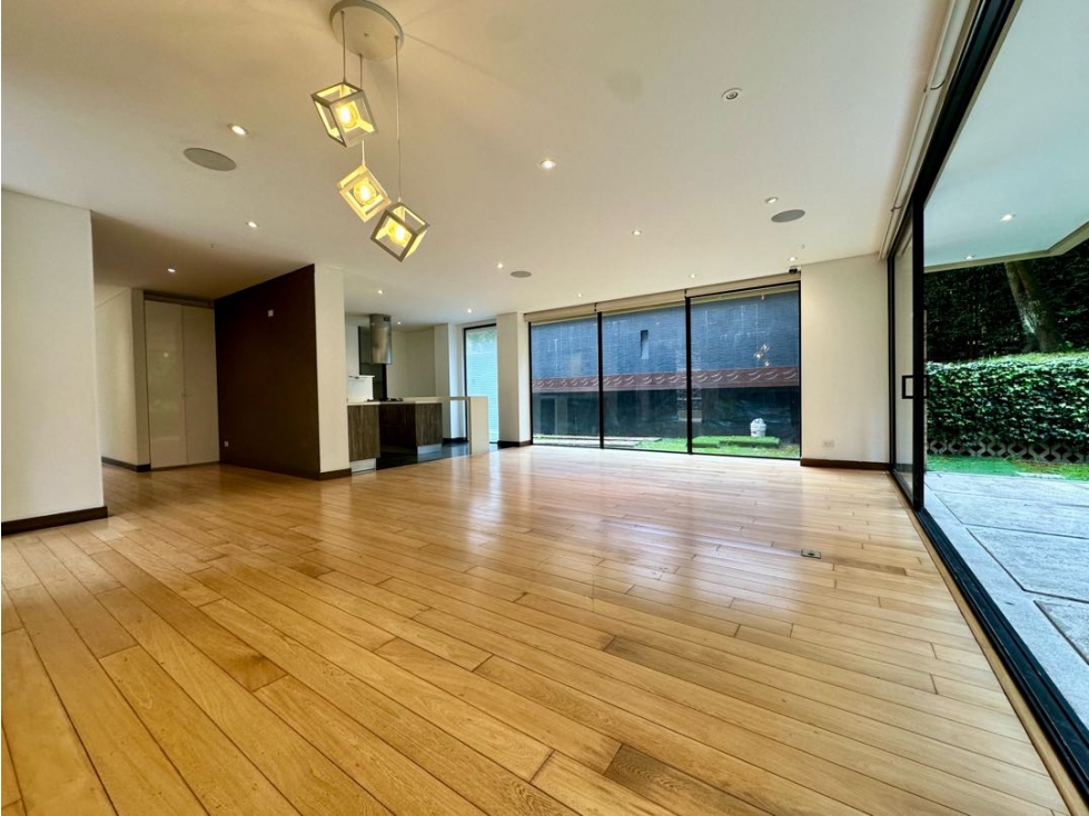 Casa de 290 m² totales con terraza tipo mediterráneo, domótica y club — foto 3