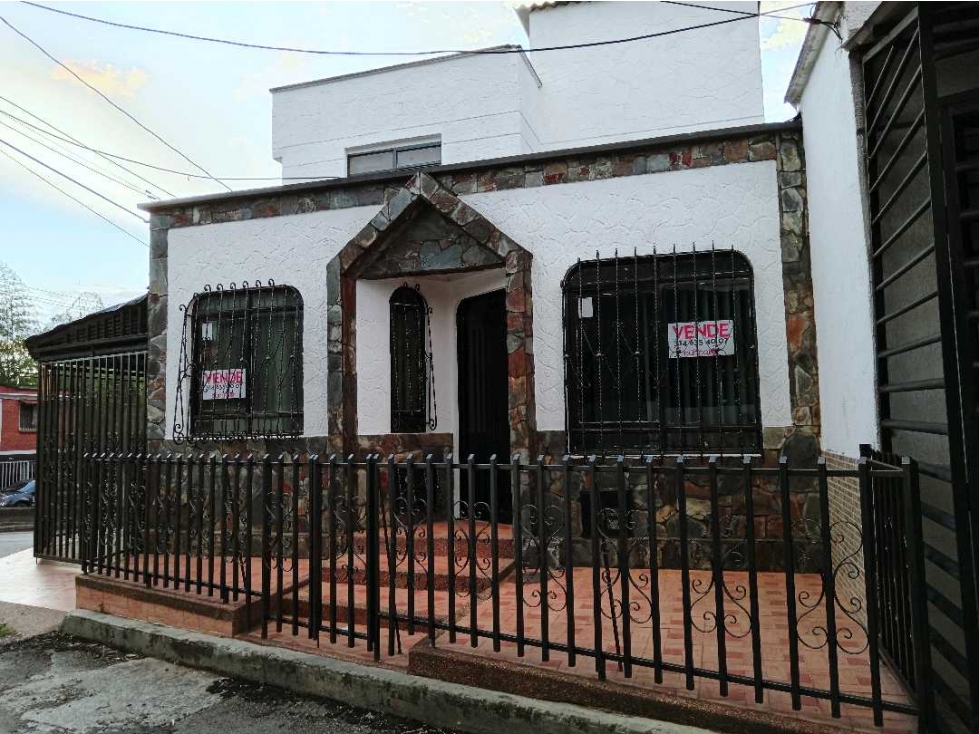 CASA DE 2 NIVELES EN VENTA BARRIO ARCOIRIS ALSUR DE ARMENIA QUINDIO