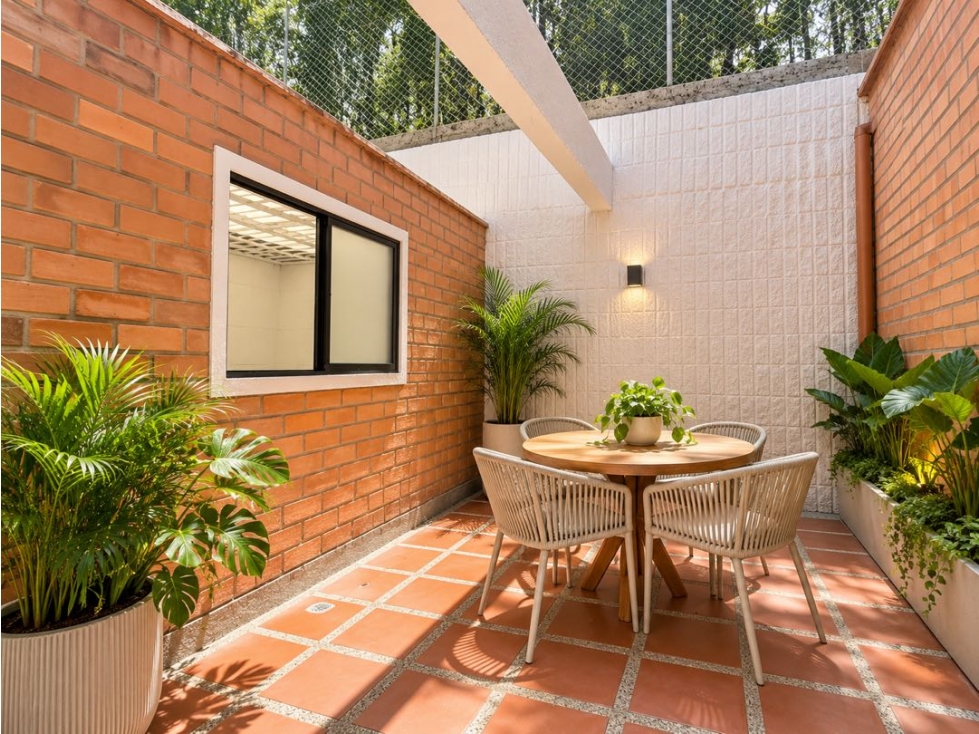 Casa de 2 Niveles en Venta, La Sebastiana, Envigado