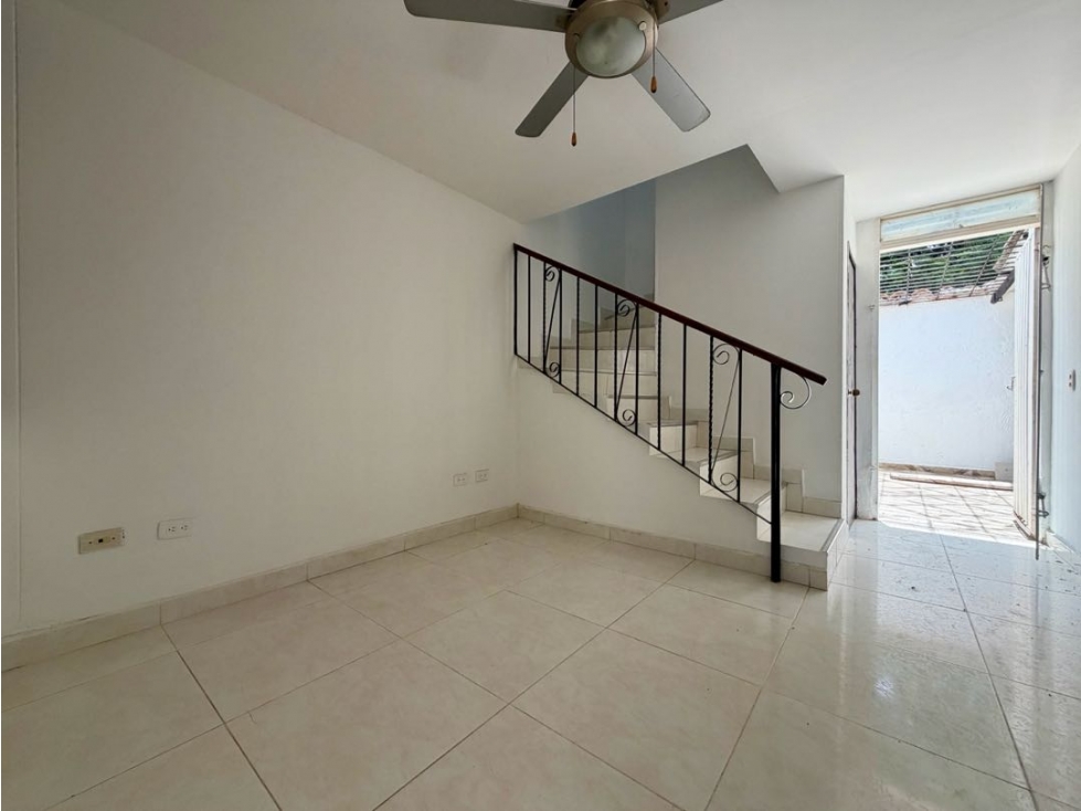 Casa de 2 niveles en venta Urbanización Villas de Alejandría — foto 5