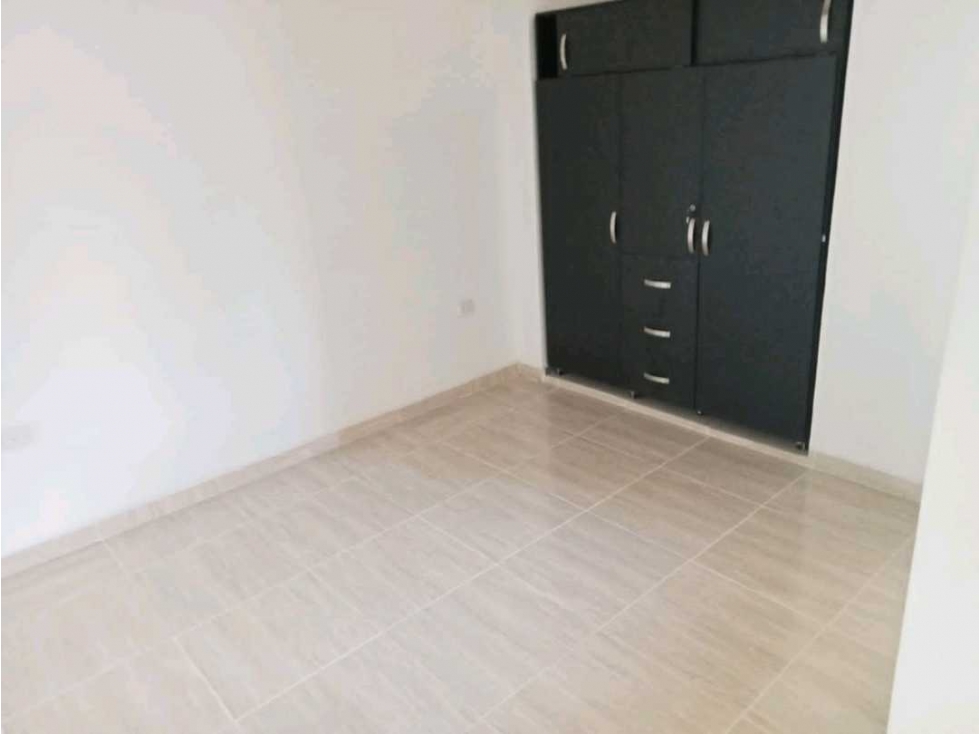 CASA DE 2 PISOS APARTAMENTOS INDEPENDIENTES-BARRIO SANTA MARTA. — foto 3