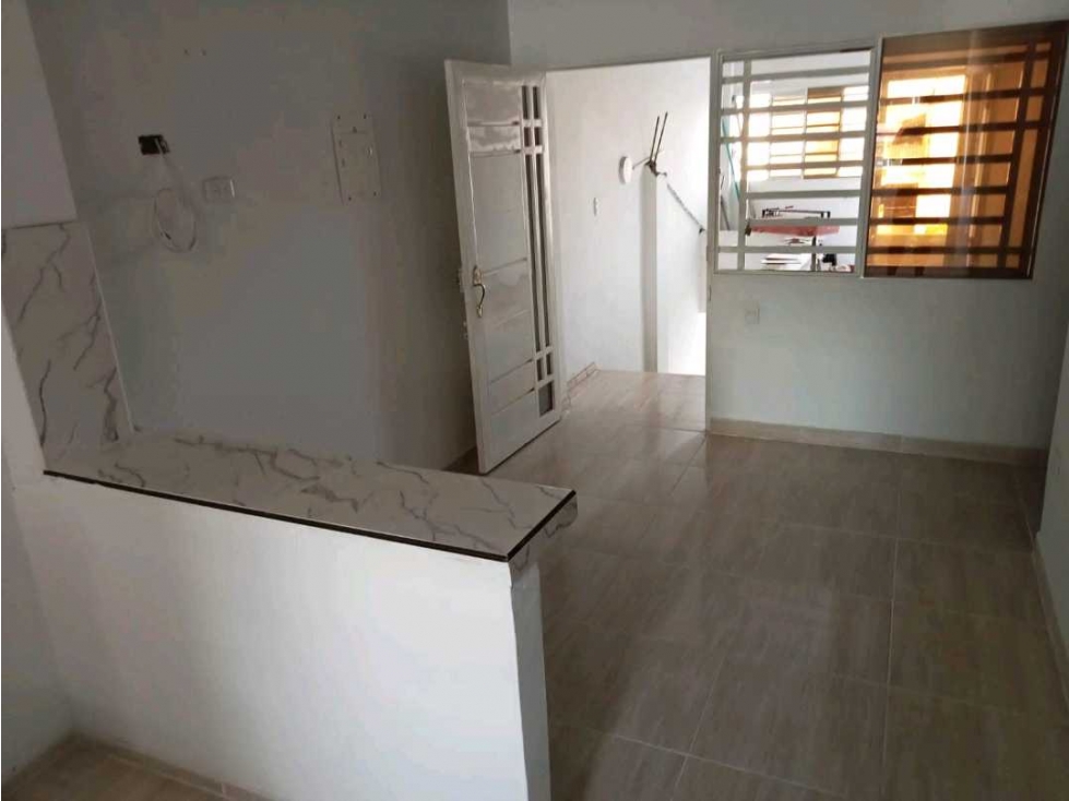 CASA DE 2 PISOS APARTAMENTOS INDEPENDIENTES-BARRIO SANTA MARTA. — foto 5