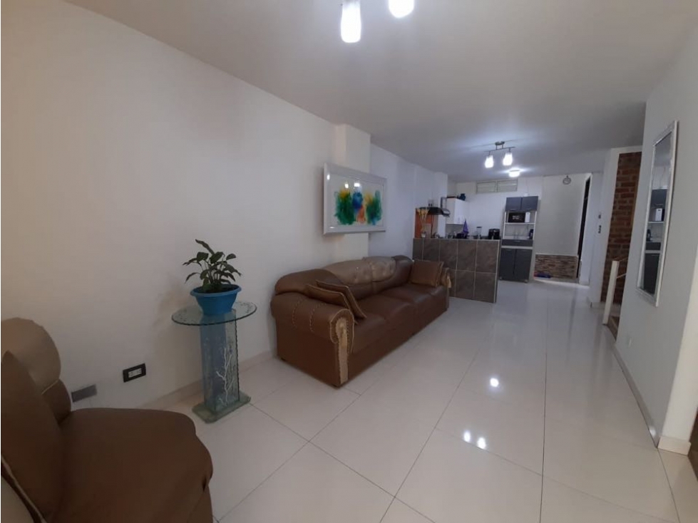Casa de 2 pisos más terraza en venta Barrio Rincón del Bosque Palmira — foto 3