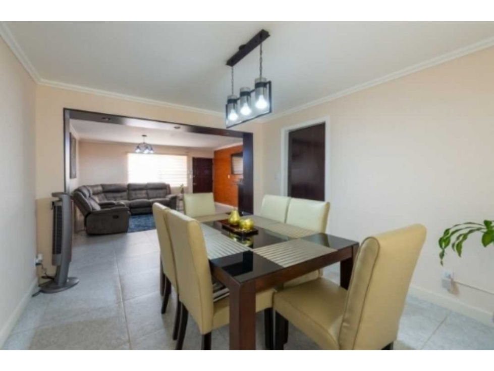 APARTAMENTO EN VENTA CLAYTON EN PLANTA BAJA — foto 3