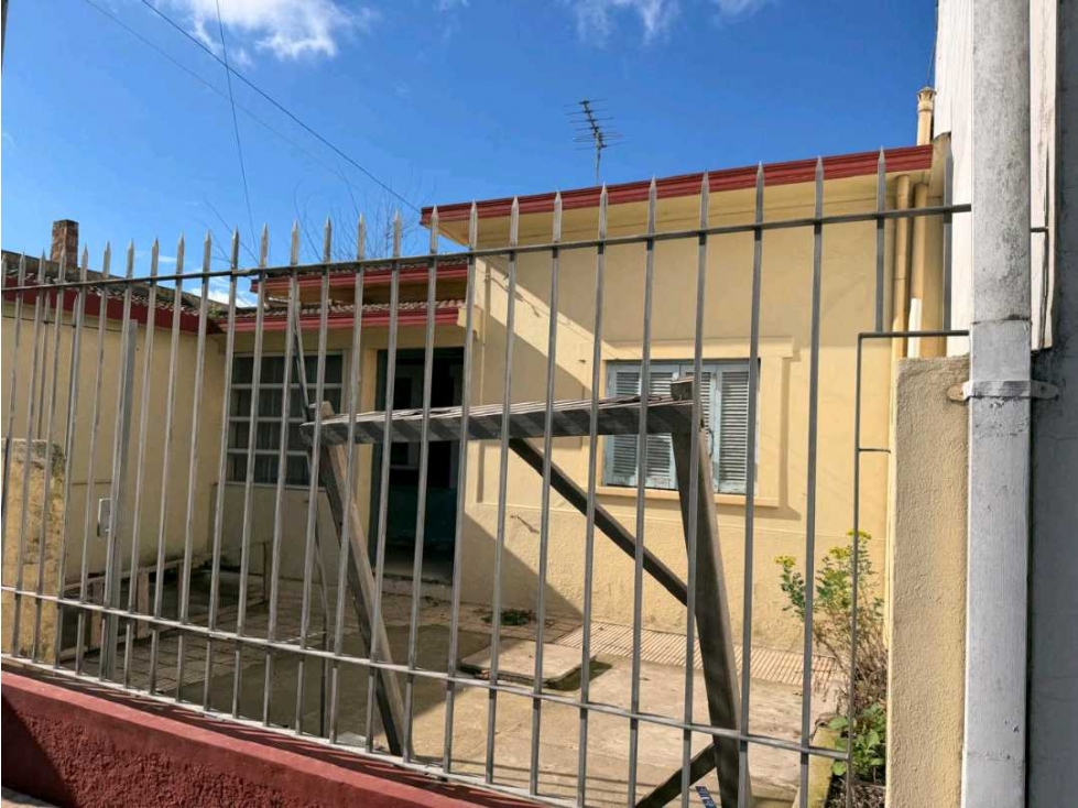 Casa de 3 ambientes a RECICLAR TOTAL !!!!!! - 4