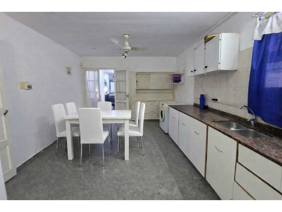 CASA DE 3 DORM,PLANTA BAJA TOTALMENTE INDEPENDIENTENTE IDEAL SUBDIVISI - 6