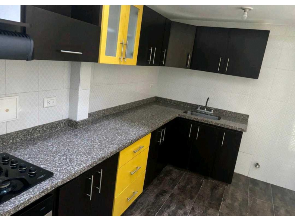 Casa de 3 Niveles en Venta Portal del Café / La Carola, Manizales