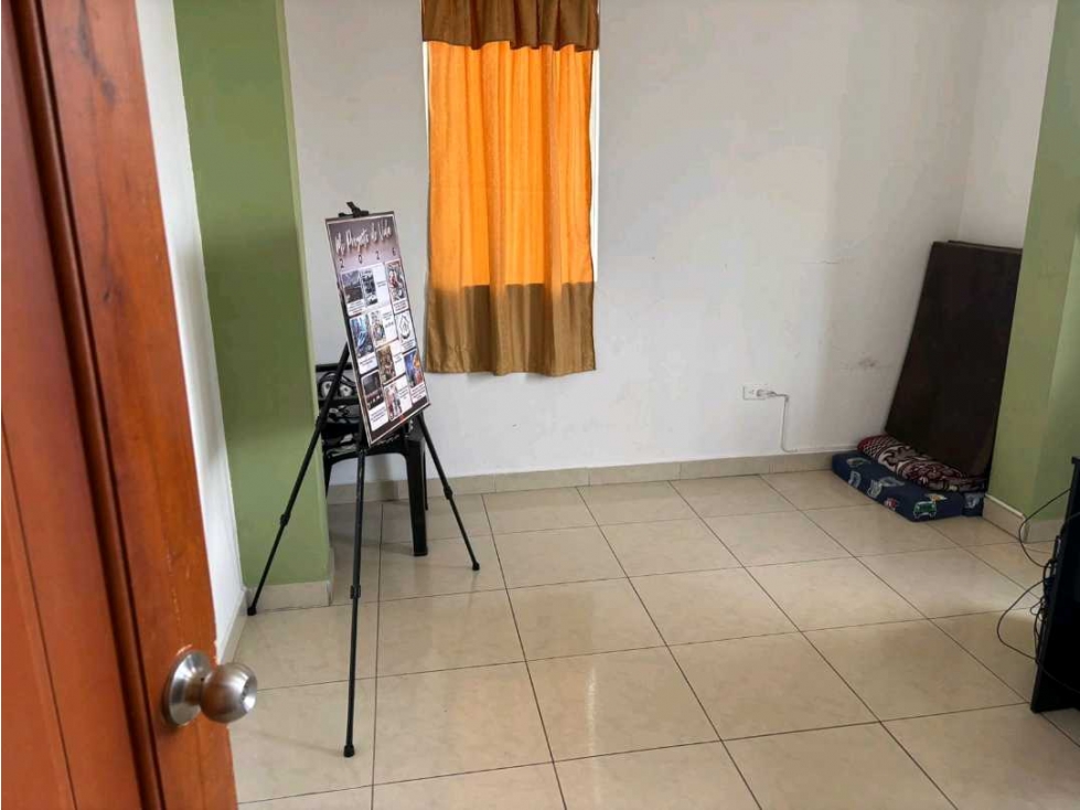 Casa de 3 Pisos en Venta Otavalo, Ciudadela El Valle - 5