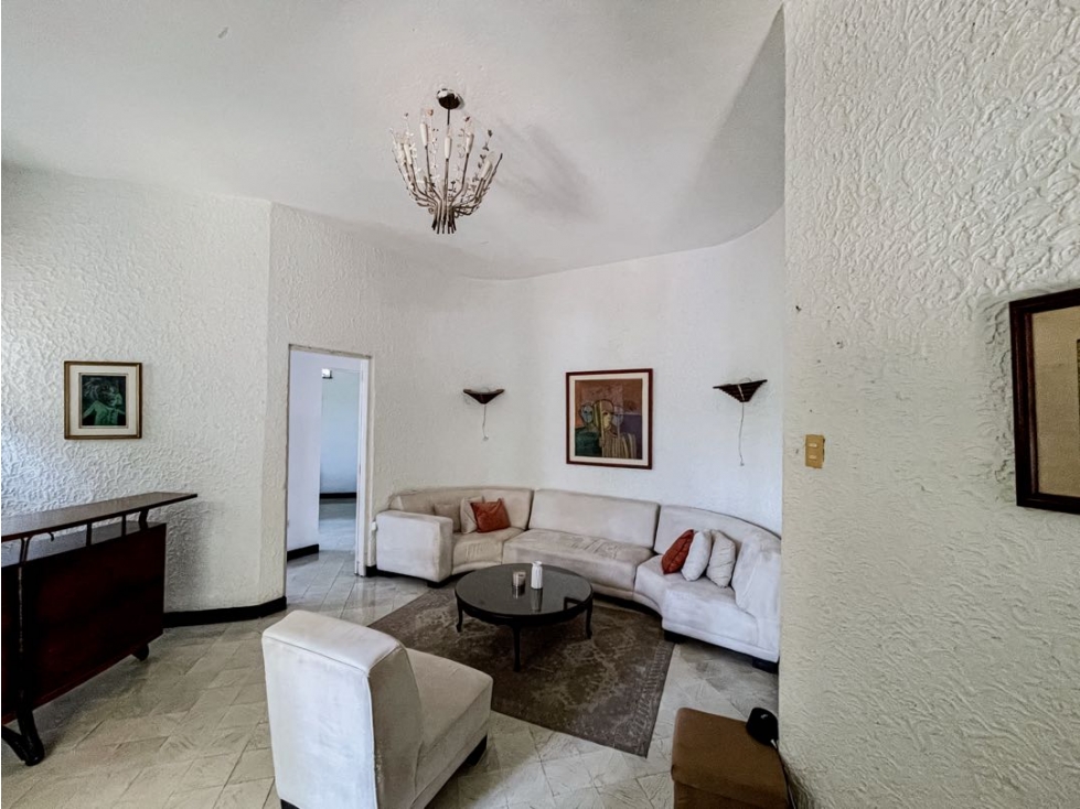 Casa de 580 m2 en Bella Vista — foto 2