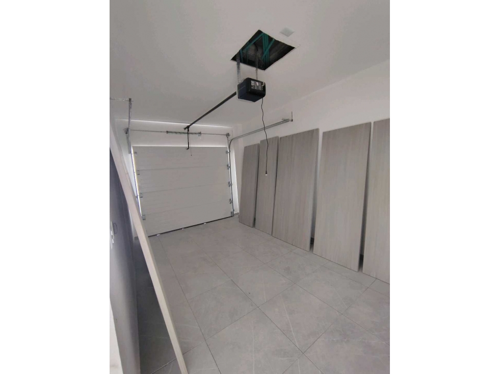 CASA DE 5 HABITACONES EN VENTA EN MONTEVERDE — foto 2