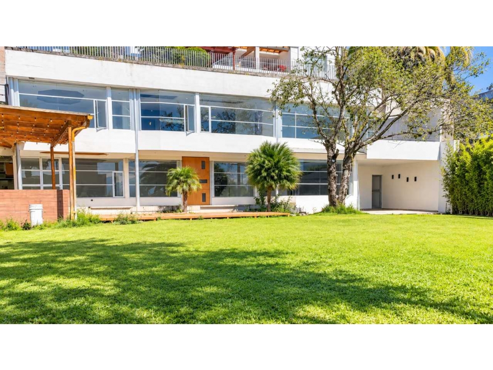 Casa de arriendo en Vista Grande con piscina y jardín — foto 2