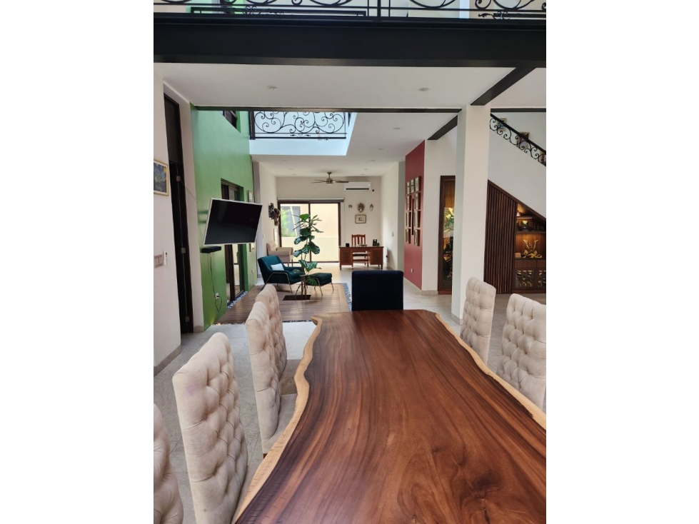 Casa de autor con piscina y paneles en Paseo Country, Mérida — foto 5