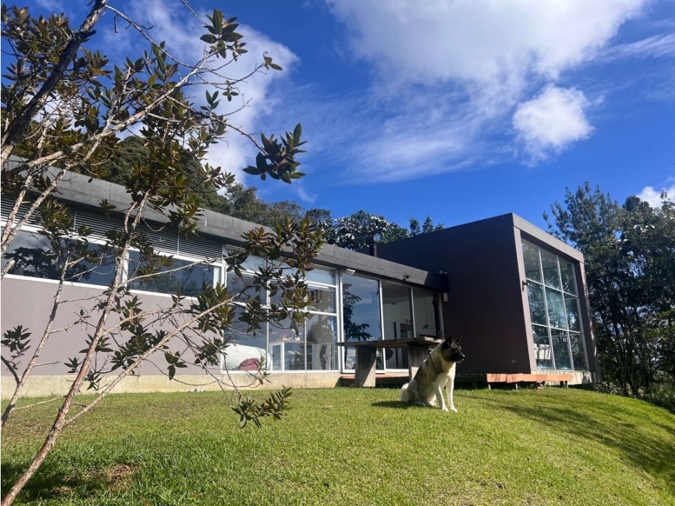 Casa de campo Independiente | 4.012 m² lote | 267 m² Construidos