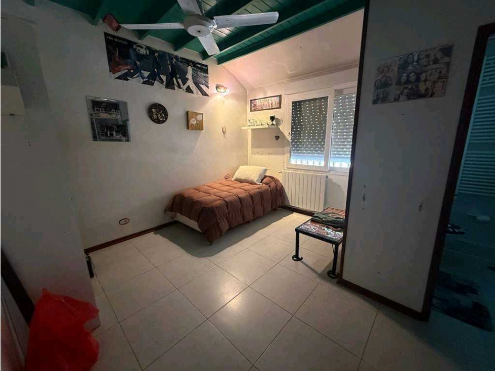 CASA DE CATEGORÍA EN VENTA COSTA AZUL,CALLE BAJADA DIRECTA AL LAGO - 4