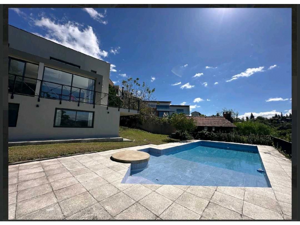 CASA DE CATEGORIA. PISCINA. PARQUE